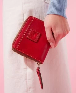 Florentine Small Zip Around Wallet Natural -Online Sale Dooney & Bourke 9Y329 ILD lifestyle 1