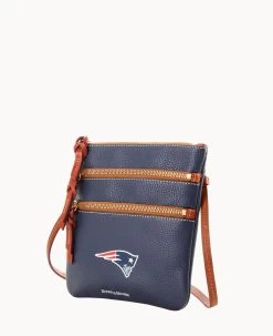NFL Patriots Triple Zip Crossbody PATRIOTS 15 NFL Patriots Triple Zip Crossbody PATRIOTS -Online Sale Dooney & Bourke B0298H AWNVPATNPATR ALT1
