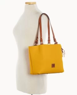 Pebble Grain Small Flynn Mustard 26 Pebble Grain Small Flynn Mustard -Online Sale Dooney & Bourke B1459G 9PMTPAKR ALT4