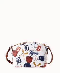 MLB Tigers Suki Crossbody TIGERS 21 MLB Tigers Suki Crossbody TIGERS -Online Sale Dooney & Bourke B1696G QUMWPATNTGRS ALT3 1