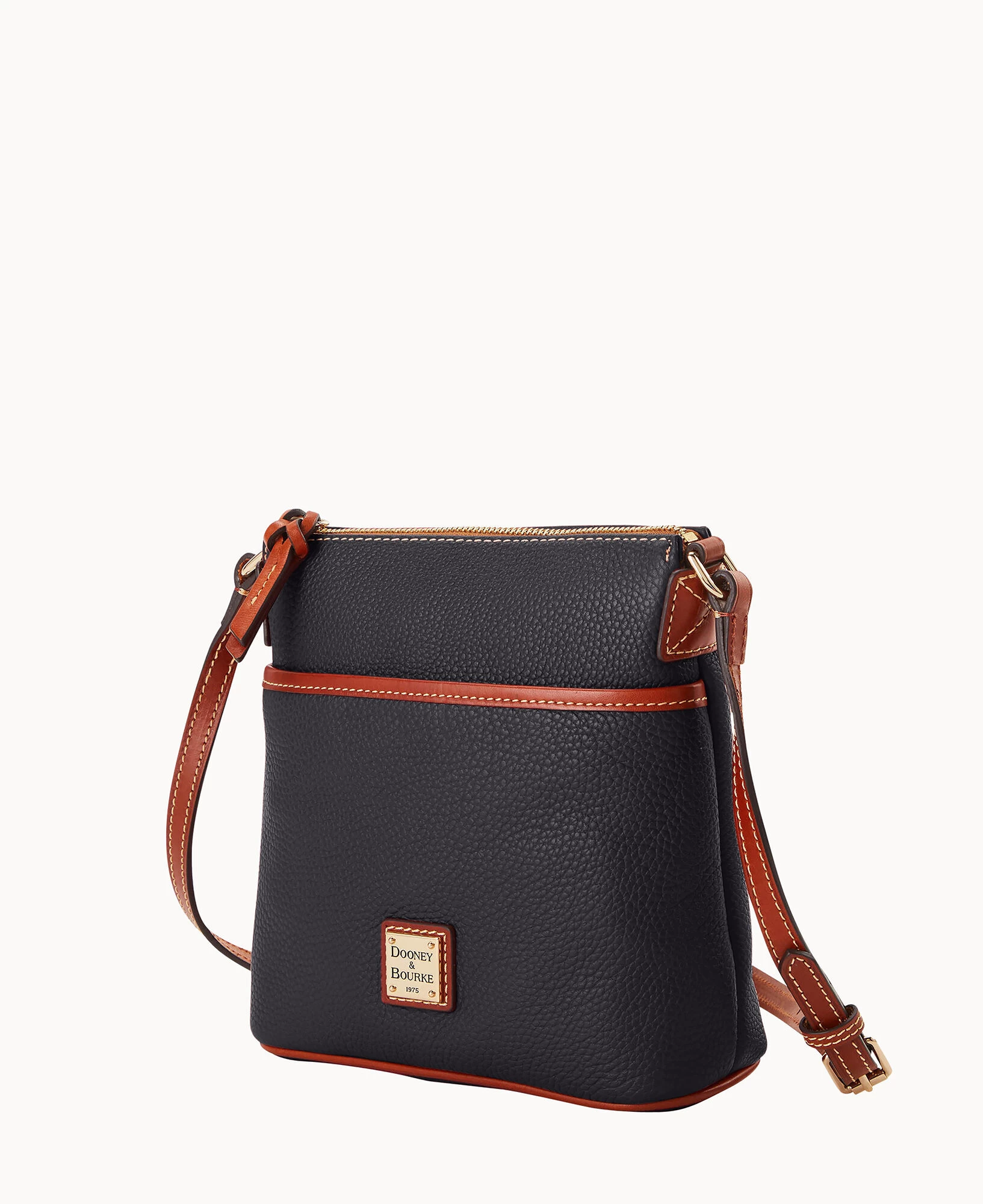Pebble Grain Small Everyday Crossbody Black 4 Pebble Grain Small Everyday Crossbody Black - Image 2