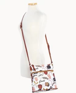 MLB Giants Crossbody GIANTS 19 MLB Giants Crossbody GIANTS -Online Sale Dooney & Bourke B3264G QUMWPATNGINT ALT4 1