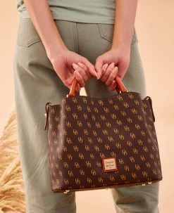 Gretta Small Brenna Brown Tmoro -Online Sale Dooney & Bourke BGRET0946 ILD lifestyle 1