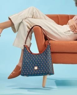 Gretta Hobo Bordeaux -Online Sale Dooney & Bourke BGRET1613 ILD lifestyle 1