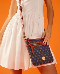 Gretta Letter Carrier Bordeaux -Online Sale Dooney & Bourke BGRET2722 ILD lifestyle 1