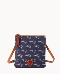 NFL Patriots Small North South Top Zip Crossbody Patriots -Online Sale Dooney & Bourke BL370G NJNVPATNPATR 1