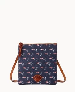 NFL Patriots North South Top Zip Crossbody Patriots -Online Sale Dooney & Bourke BL371G NJNVPATNPATR 1