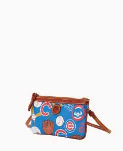 MLB Cubs Large Slim Crossbody Cubs -Online Sale Dooney & Bourke BL373G QUBUPATNCUBS ALT1