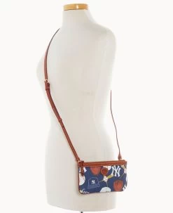 MLB Yankees Large Slim Crossbody Yankees -Online Sale Dooney & Bourke BL373G QUNVPATNYANK ALT4 1