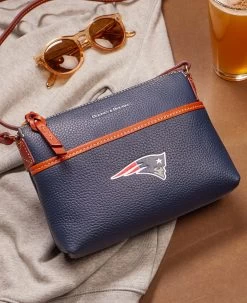 NFL Patriots Ginger Crossbody PATRIOTS -Online Sale Dooney & Bourke BNPPR0018 ILD lifestyle 1