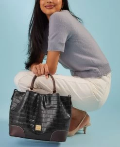 Oakdale Brenna Black 24 Oakdale Brenna Black -Online Sale Dooney & Bourke BOAKD1905 ILD lifestyle 1