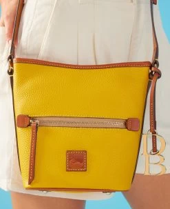 Pebble Grain Small Zip Sac Jeans -Online Sale Dooney & Bourke BPEBC1969 ILD lifestyle 1