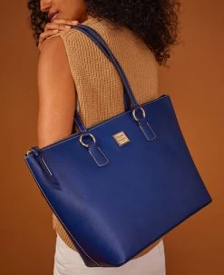 Saffiano Wren Zip Top Marine -Online Sale Dooney & Bourke BSAFF1694 ILD lifestyle 1