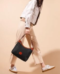 Nylon Large Erica Black Black -Online Sale Dooney & Bourke IN479 ILD lifestyle 1