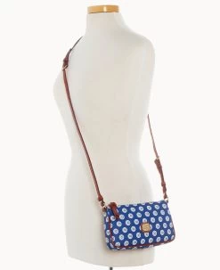 MLB Cubs Lexi Crossbody Sm Coin Case CUBS 18 MLB Cubs Lexi Crossbody Sm Coin Case CUBS -Online Sale Dooney & Bourke M1400G MJBUPATNCUBS ALT4 1