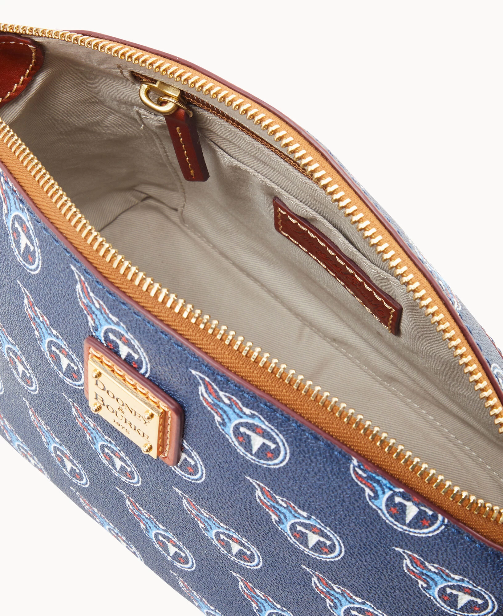 NFL Titans Suki Crossbody Med Wristlet TITANS 5 NFL Titans Suki Crossbody Med Wristlet TITANS - Image 3