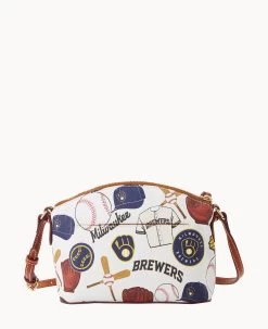MLB Brewers Suki Crossbody Med Wristlet BREWERS -Online Sale Dooney & Bourke M1696G QUMWPATNBRWS ALT3