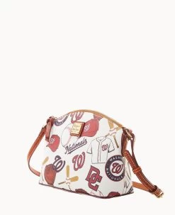 MLB Nationals Suki Crossbody Med Wristlet NATIONALS -Online Sale Dooney & Bourke M1696G QUMWPATNNTNL ALT1 1