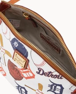 MLB Tigers Suki Crossbody Med Wristlet TIGERS -Online Sale Dooney & Bourke M1696G QUMWPATNTGRS ALT2 1