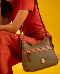 Pebble Grain Presley Elephant 29 Pebble Grain Presley Elephant -Online Sale Dooney & Bourke R1190 ILD lifestyle 1